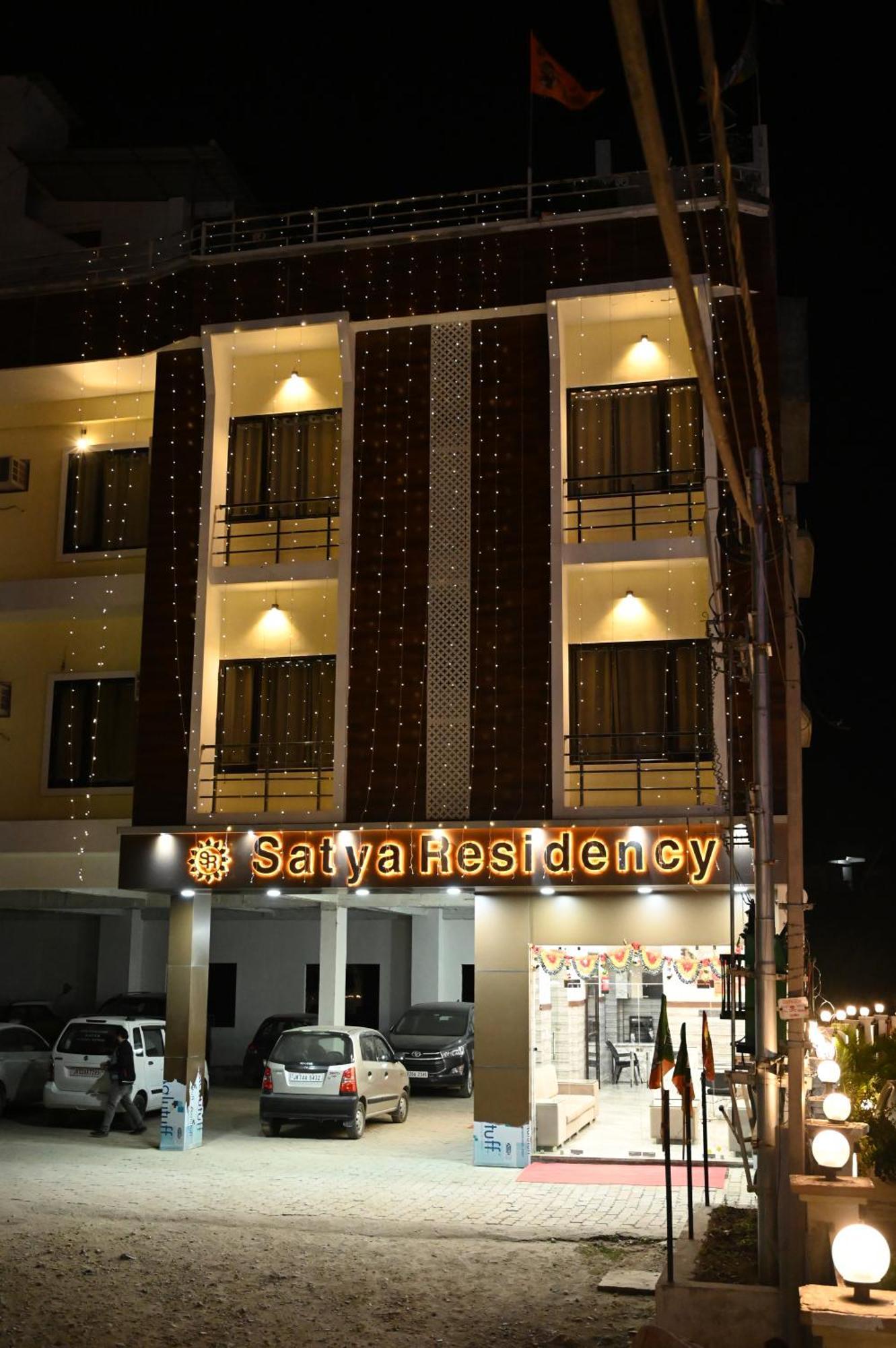 Satya Residency Hotell Katra  Exteriör bild