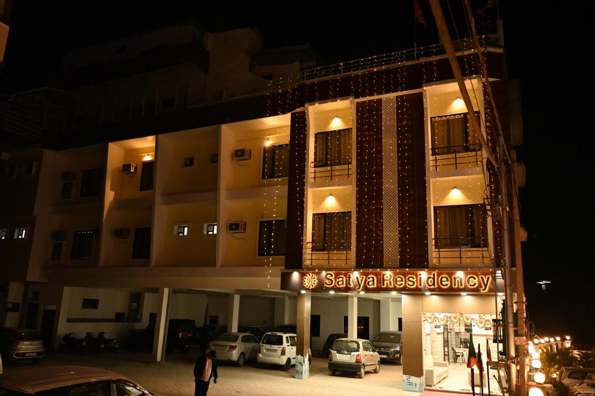 Satya Residency Hotell Katra  Exteriör bild